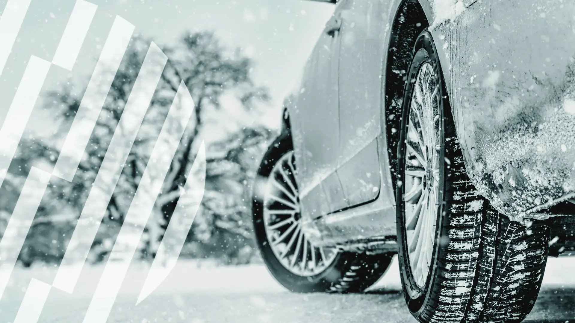 Voiture sous la neige