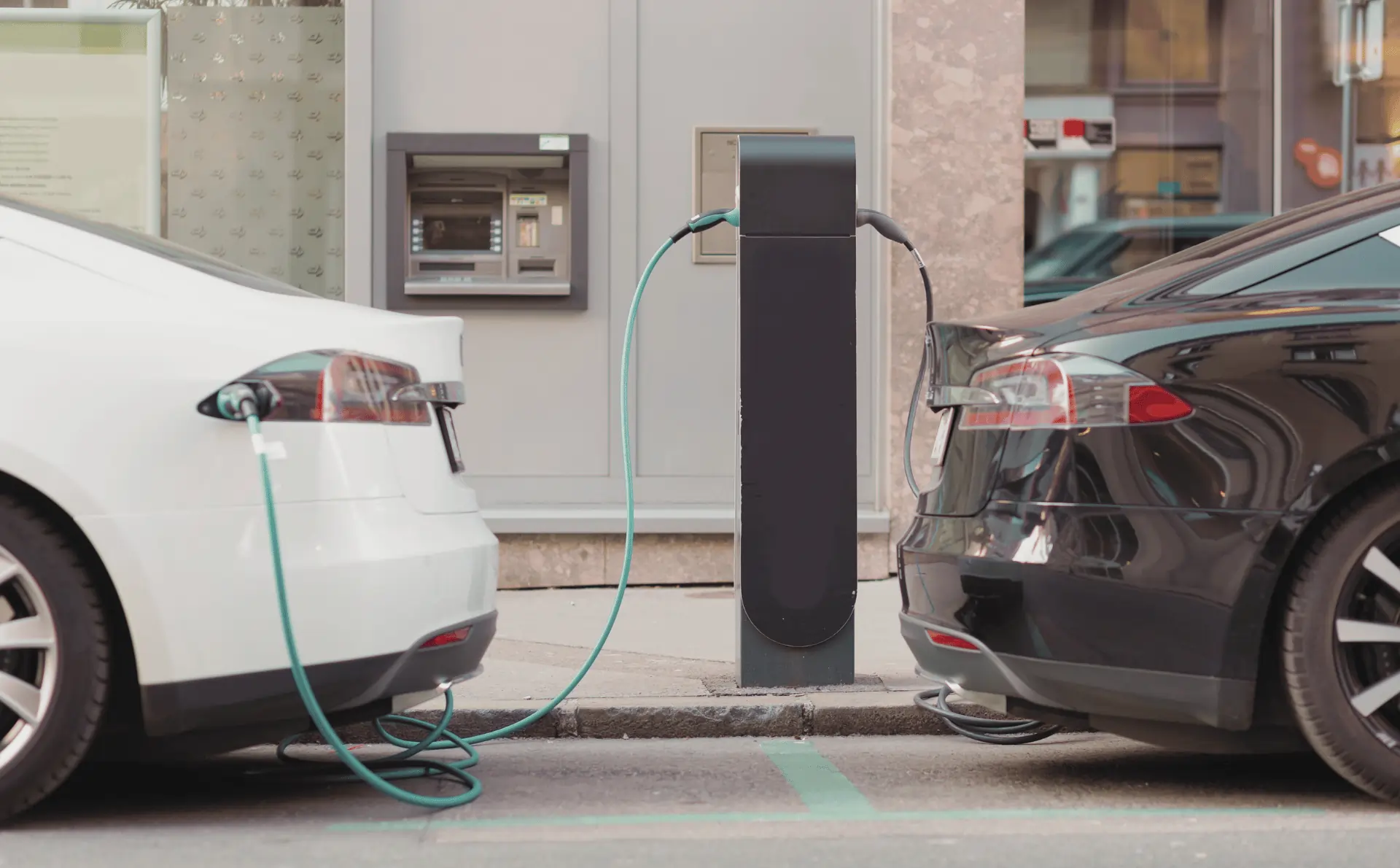 bornes électriques de recharge