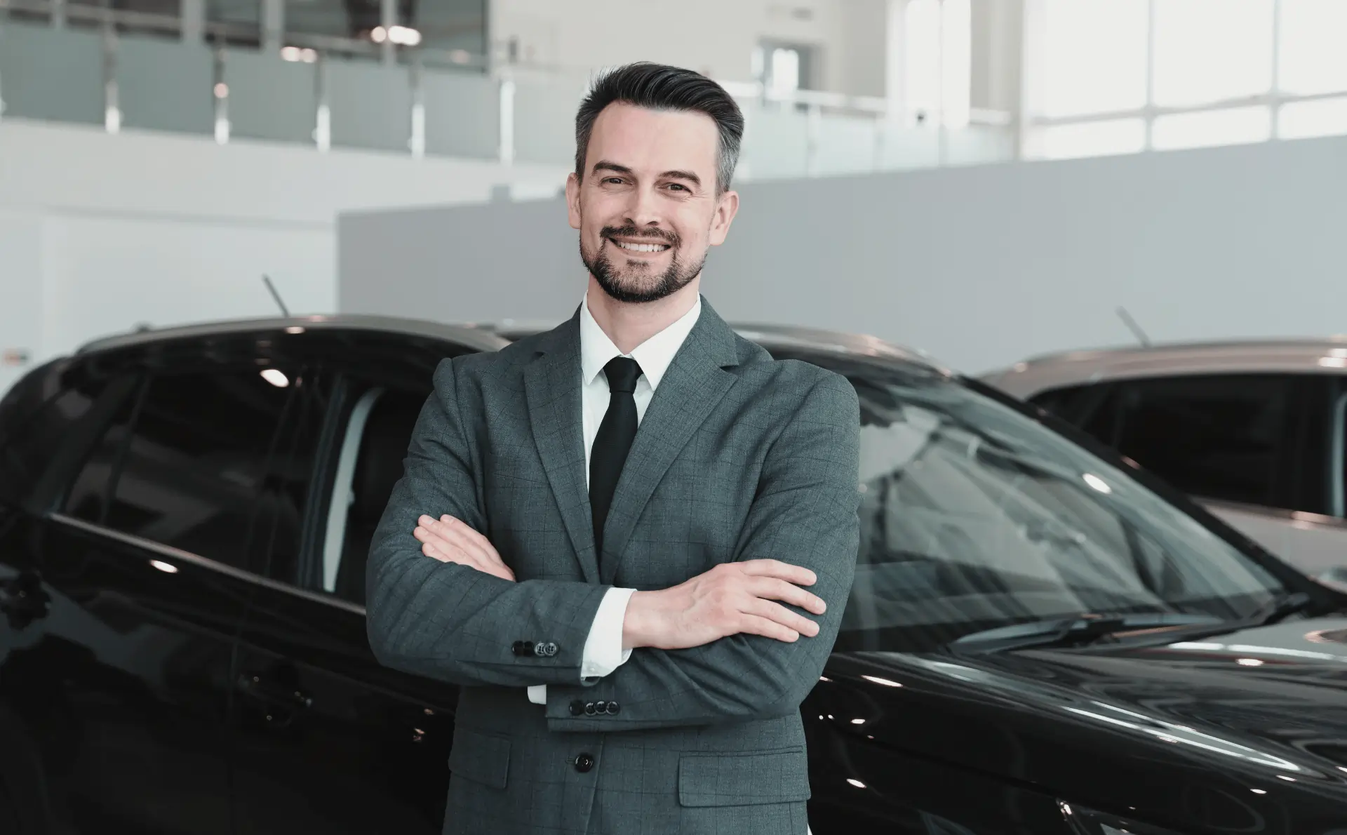 Gestionnaire de flotte automobile préparant une restitution véhicule de fonction en concession